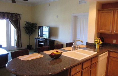Reunion Condo | 5 Star Luxury Condo in Reunion Resort