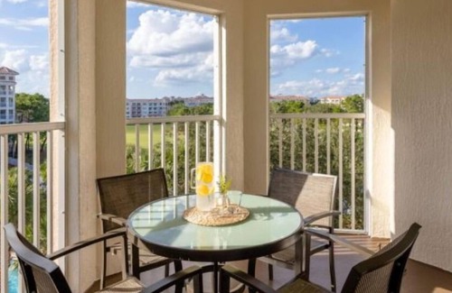 Williamsburg Villa | 5 star MARRIOTT'S GRANDE VISTA RESORT! Near Orlando's famous theme parks.n