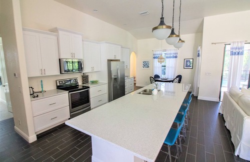 Bonita Shores House | 5 Star Pool Home, Sleeps 10, just 1 mile to Bonita Beach