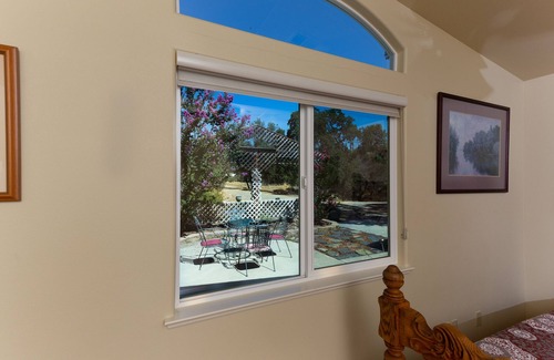 Mariposa House | *****5 star Private & Modern Home Away from Home! LONG TERM RENTERS WELCOMED!