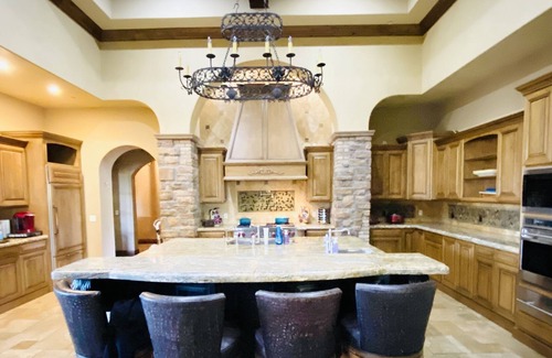 Central Scottsdale Villa | 5 Star Ultra LUXURIOUS Estate, 6 Bedrooms, 7 Bathrooms, Huge Theater and more!