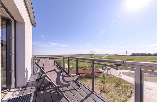Ostseebad Wustrow Apartment | 5-star vacation apartment Sonnenberg between the Bodden and the Baltic Sea
