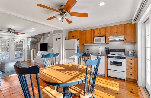 Mashpee Cottage | 5-Stars, Exceptional, 2 bedrooms, 1.5 baths, with magnificent views.
