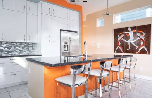 Midtown House | 5-Stars Experience In The Heart of Houston - Dope!