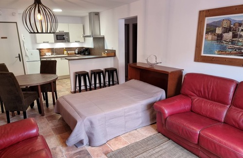 Collioure Apartment | 5 stars, T2 of 60m2, quartier des peintres, quiet, private patio