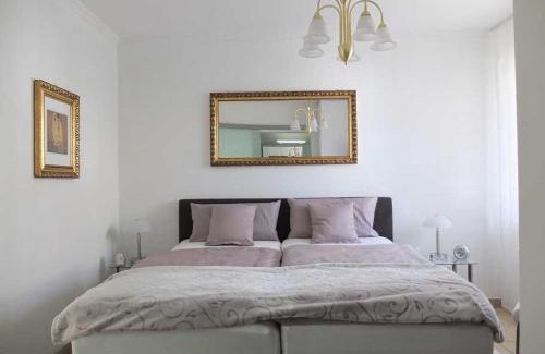 Mainz-Bingen Apartment | 5 Sterne Ferienwohnung - Am Rheinberg -