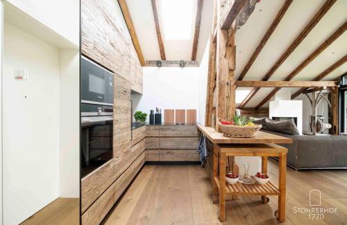 Riederau Apartment | 5 Sterne Penthouse-Loft Gut Stohrerhof bis 4 Personen