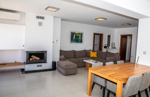 Lavrio Apartment | 5 Sterne Zeus City Apartment mit Meerblick