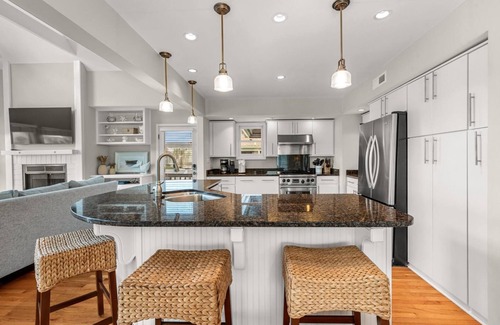 Charleston County House | 5 Surf Lane - Ocean View - Steps to Beach - Pool Access!