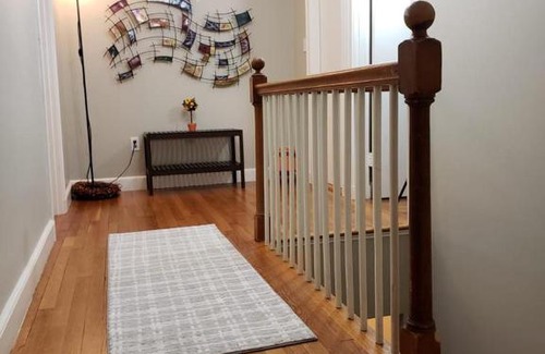 Needham House | #5 The Home Sweet Home 6 min to Babson College!