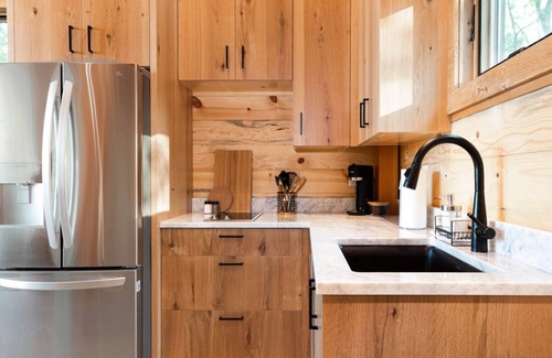 Laura House | #5 Woodpecker Way