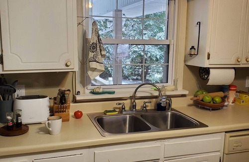 Greensboro House | 5+ Years Hosting 4.9-Star Rated Now Welcoming Guests on VRBO!