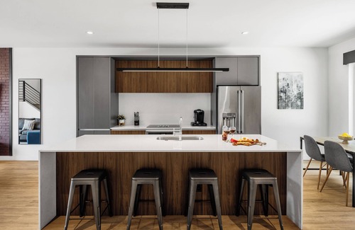 South Scottsdale House | 50 Shades - Heart of Old Town - Putting Green