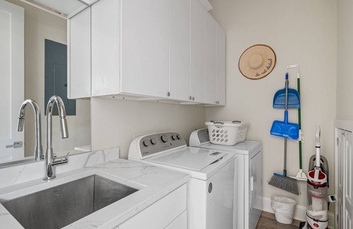 Seawalk Circle House | 50 Steps To Beach Access + Pet Friendly + Gulf Views - Bikinis and Martinis