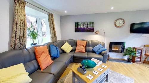 Saint Erth Praze House | 50 Trevithick Court, Tolroy Manor