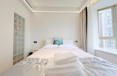 Huangpu Apartment | 500-square-meter river view luxury home with elevator access near Yu Garden