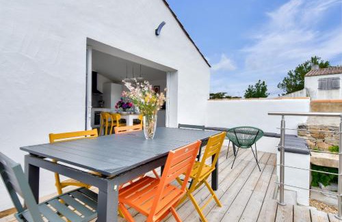 Barbatre House | 500m de la plage - Maison 6 adultes & 1 enfant