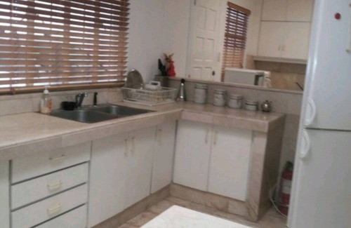 Las Pinas House | 500sq m lot, 300sq.m. House in BF Homes International with pool and Jacuzzi.