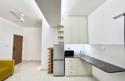 Dhaka Apartment | 500sqft,7 Luxury Apartment for 4 people, Bashundhara