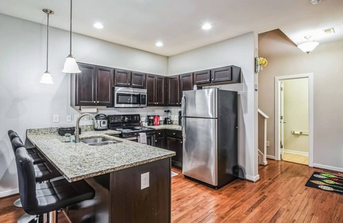 Church Hill House | 501) Modern home in Richmond- sleeps 8!