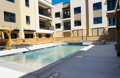 Amarillo Apartment | 5020 Place Luxury Apartment