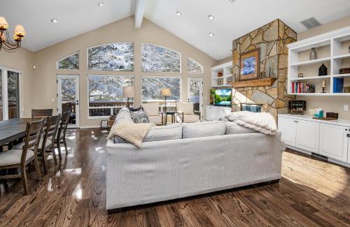 Vail House | 5025 Main Gore Place Condo