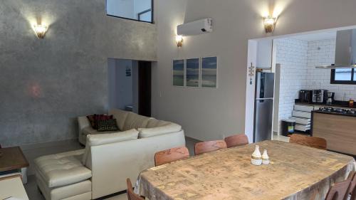 Costa do Sol House | 50m praia Cond pé na areia Alto padrao 4 suites Segur 24h Costa do sol Guaratuba Bertioga prox Riviera