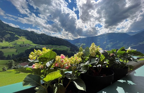 Gerlosbergeben Apartment | 50m² apartment in a typical country house/Zillertal