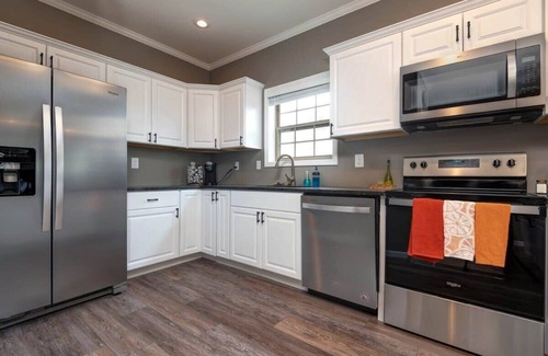 Indian Point Condo | 51-05 Lake view unit Close to SDC Indoor/Outdoor pools