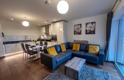 Maidstone Apartment | 51 Guinevere Point
