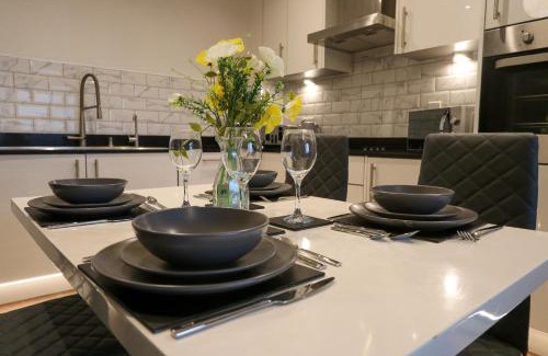 Maidstone Apartment | 51 Guinevere Point