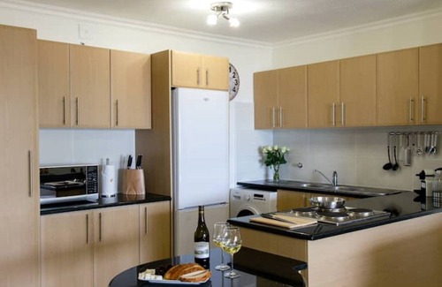 Illovo Beach Apartment | 51 La Mer - Stunning sea, beach & coastline view.