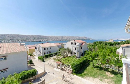 Pag Apartment | 51 m² Apartment ∙ 1 bedroom ∙ 2 guests