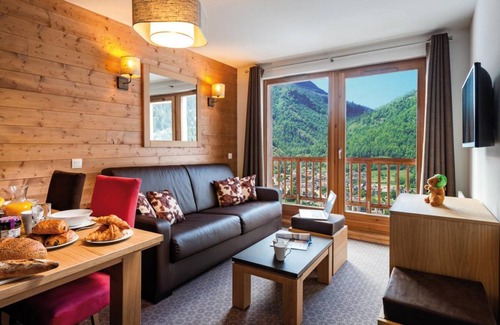 Pralognan-la-Vanoise Apartment | 51 m² Apartment ∙ 1 bedroom ∙ 6 guests