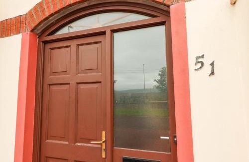 Tralee House | 51 Woodview Park