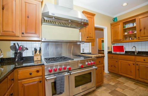 Pinehurst House | 510 Linden : 5 BR, 5 BA House in Pinehurst, Sleeps 12