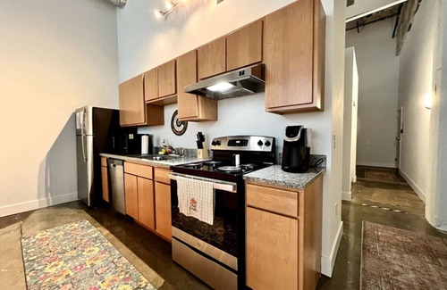 Otterbien Home Apartment | 5111 Peters Cartridge - NEW · New Industrial One Bedroom Near Mason/Kings Island
