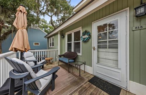 Tarpon Pond House | 515 Tarpon Pond Cottage