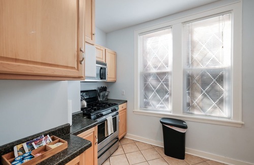 Midtown Condo | 516 | Amazing 2BR 1BA Apt in Historic Alta Vista, SA!