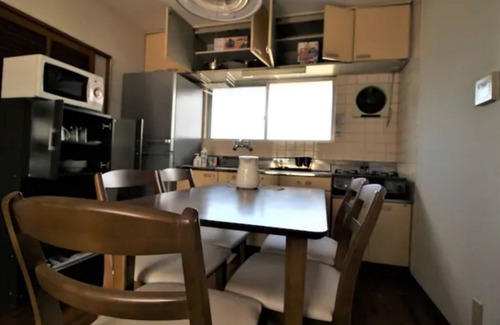 Ota-Kami Machi Apartment | 52 JapaneseWesternstyle room LDK Cleaning 1 - JapaneseWestern style room LDK 52m2 5 people can stay 4 minutes walk from the nearest station 1 free parking lot Building A 101/Takamatsu Kagawa