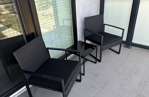 Avondale Apartment | 52 m² Apartment ∙ 2 guests