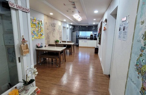 Unseo-dong Bed & Breakfast | 52 m² Bed and breakfast ∙ 127 guests