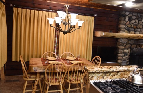 North Wawona Cabin | (52) Tuolumne Meadow (1 Bedroom Only) at The Redwoods In Yosemite