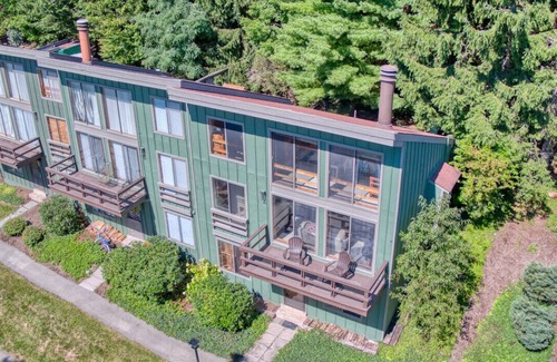 Hidden Valley Apartment | 52 Valley View Road, Somerset