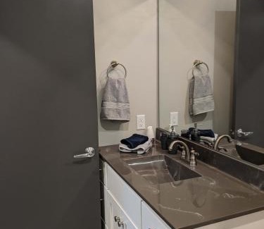 Champaign Apartment | 520 Neil Heart of Downtown Champaign