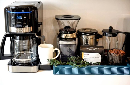 Pittsburgh House | 5211 Penn Ave - Bloomfield