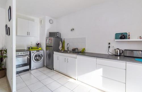 Tonkin Sud Apartment | 52m2,Terrace&Garage,near Part Dieu station,Lyon Congress Center,Parc Têted'Or