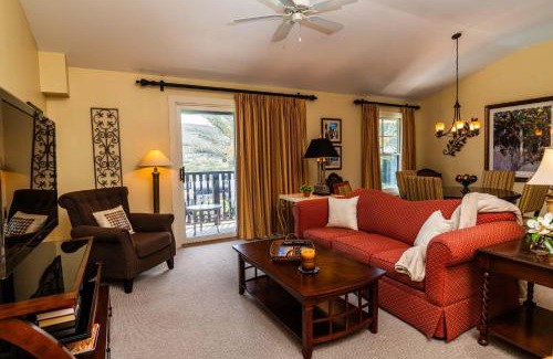 St. Augustine House | 5324-1P Great balcony view of courtyard with pool