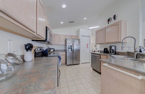 Orange Tree House | 545 - Beautiful home with private pool and game room. Close to Disney