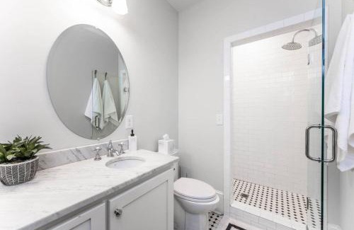 Macon Apartment | 547 Cherry Loft 201 - The Rookery - Luxe Property